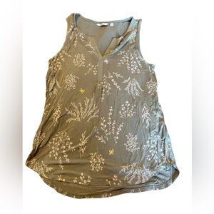 Reitmans Green Floral Tank Top